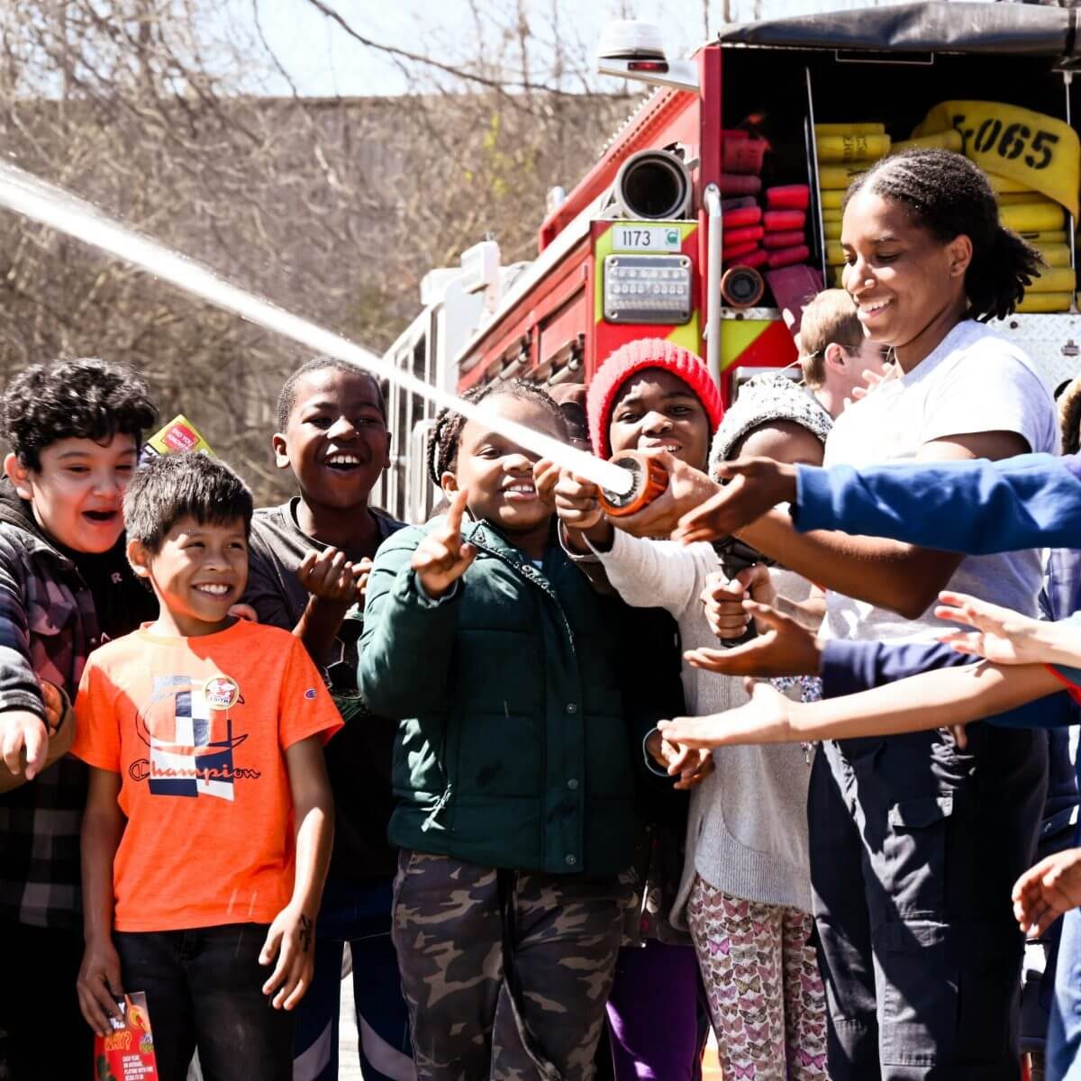 firefighter-with-kids